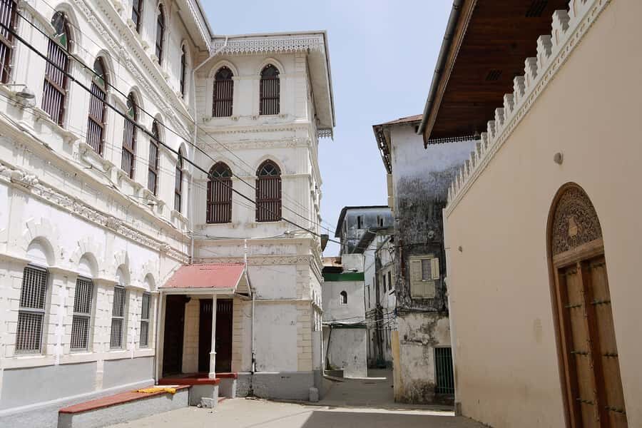 Zanzibar City: Guided Tour of the Stone Town District - Anglican Cathedral Church, House of Wonders, and the People’s Palace Museum