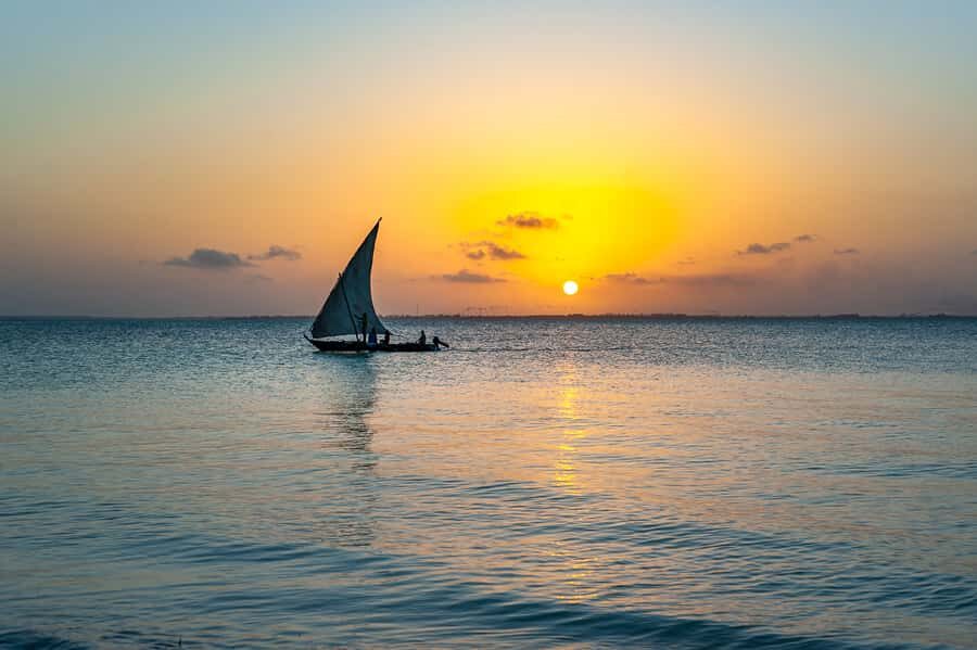 Zanzibar City: Sunset Sailing Tour with Snacks and Drinks - The 2.25 hours on the water: calm cruising with coastal scenery