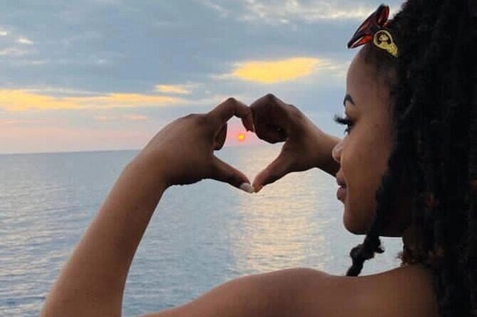 Zanzibar Dhow Evening Sunset Cruise Tour at Nungwi&Kendwa Beach - The Guide Factor: Why Charisma Shows Up in the Best Memories