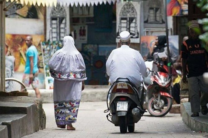 Zanzibar Full Day experience - Getting picked up and moving around without stress