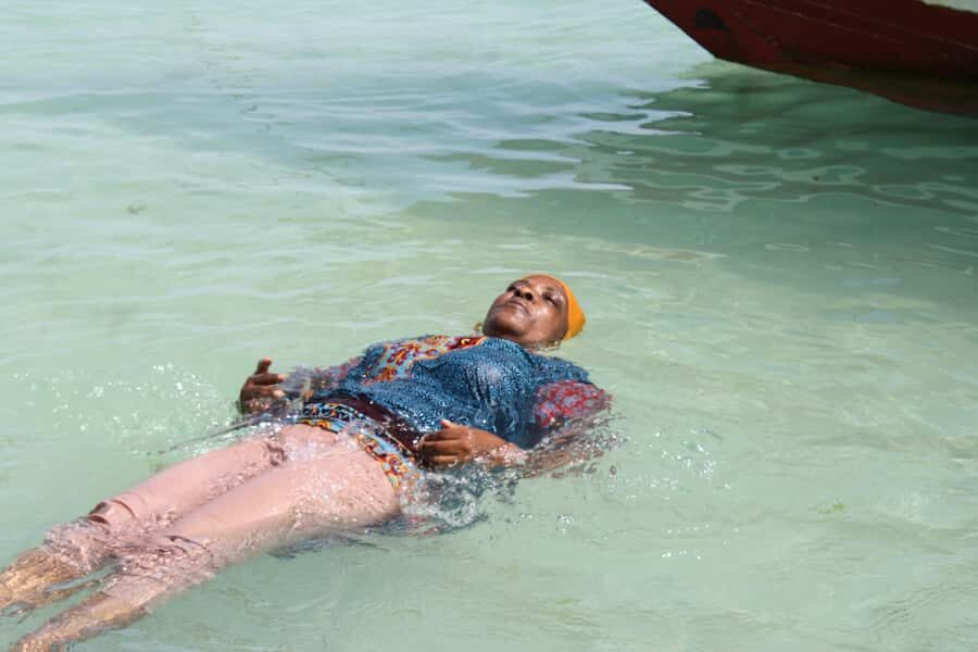 Zanzibar: Horseback Riding and Turtle Aquarium Visit - Baraka Natural Aquarium: rescued turtles, feeding time, and the rules