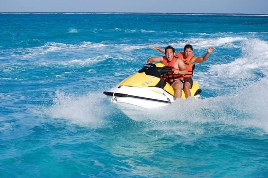 Zanzibar Jetski adventure tour - The one thing to watch out for: equipment hiccups and time loss