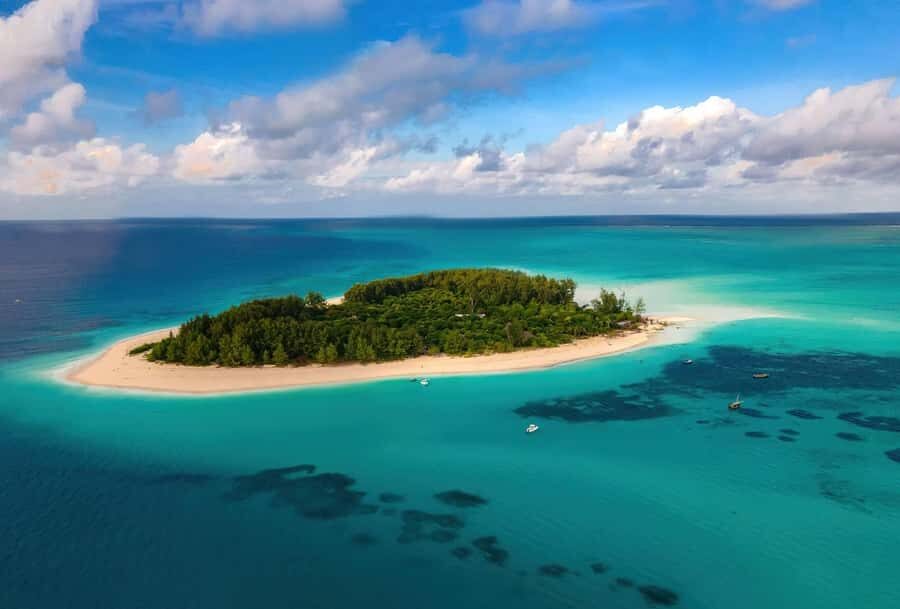 Zanzibar Mnemba island snorkling & swim with turtles Tour - Mnemba Island snorkeling: protected water and real reef viewing