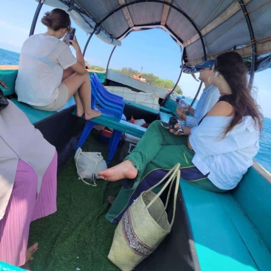 ZANZIBAR: Prison Island, Spice Farm Visit & Turtle Swim Tour - Getting to Changuu (Prison Island) from the Zanzibar mainland