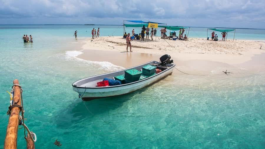 Zanzibar: Safari Blue Day trip with Snorkeling and Lunch - Menai Bay Safari Blue: Why This Day Trip Feels Like the Right Length