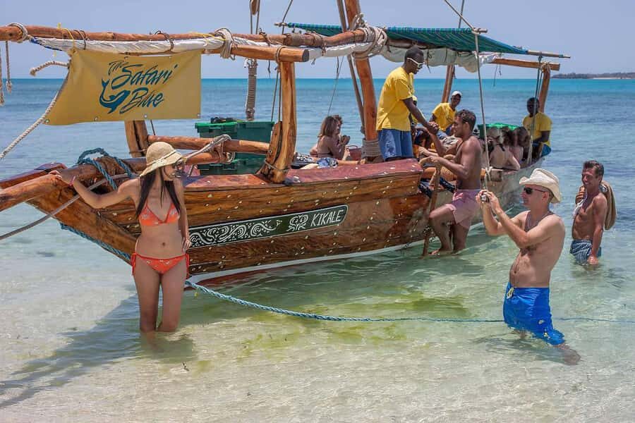 Zanzibar: Safari Blue Day trip with Snorkeling and Lunch - Lunch on the Beach: Seafood BBQ + Fruit Tasting That Actually Feels Like a Meal