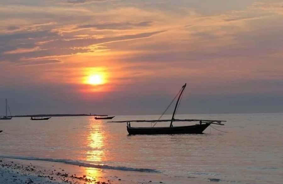 Zanzibar: Sunset Dhow Cruise in Stone town - What to Bring (and What to Leave Behind)